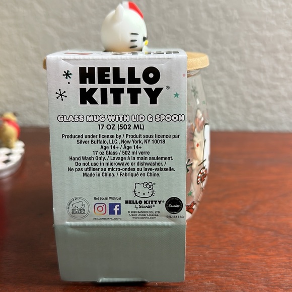 New Hello Kitty Christmas Mug with Spoon and Lid…New In Box Sold out everywhere - Picture 3 of 3